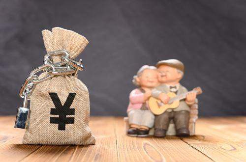养老金融需求待垦，银行保险角力掘金“银发经济”市场